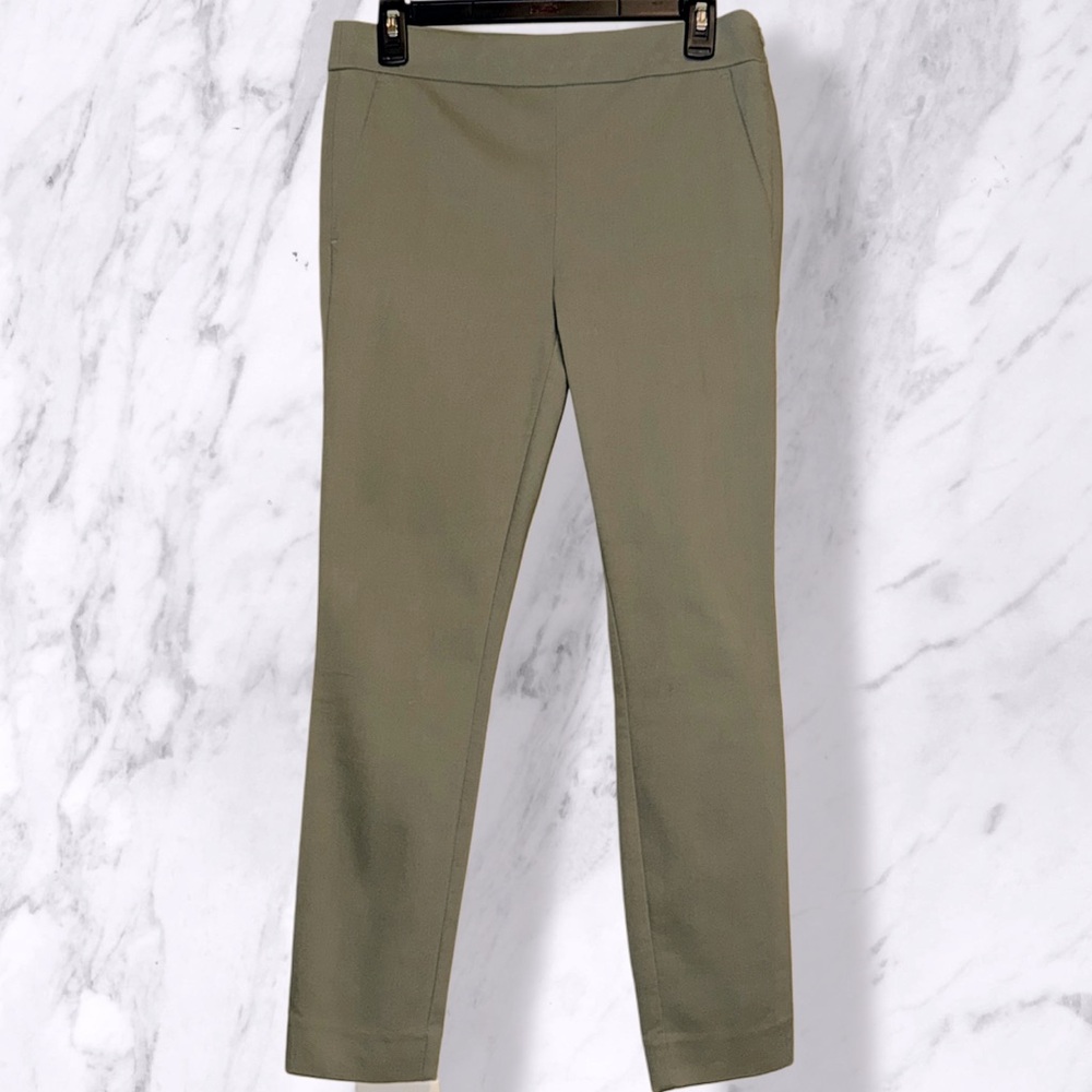 Loft Women’s Olive Green Slim Fit Ankle Dress Pants Size 2 with 27” inseam